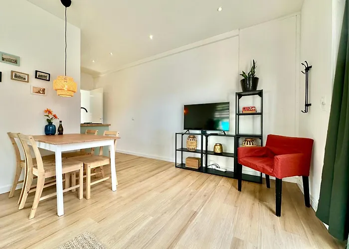 Gasthof Modern Free Parking Zandvoort